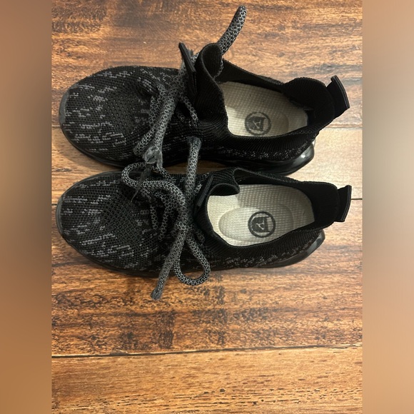 kkdom Boys Running Sneakers Shoes Athletic Black and grey 10.5 Toddler - Picture 8 of 11